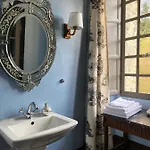 Manoir De Ghaisne Nocleg ze śniadaniem 4*