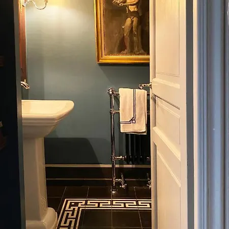 Manoir De Ghaisne Panzió 4*
